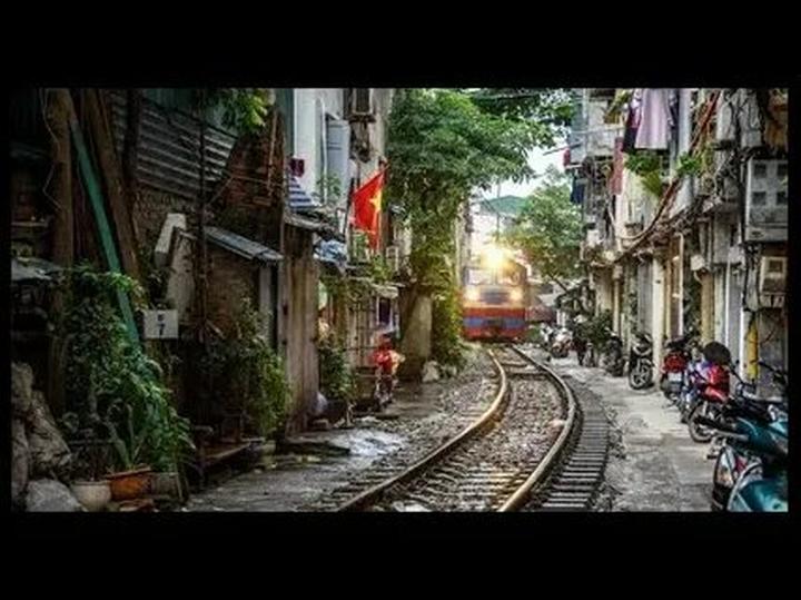 Hotspot Matrix: Biến Em Xinh có 1 mỹ nhân cao chưa thành cơ hội marketing đột phá