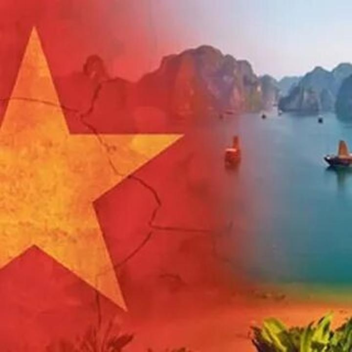 4 kiểu áo sơ mi dìm dáng, xỉn - Cảm hứng video marketing từ Hotspot Matrix